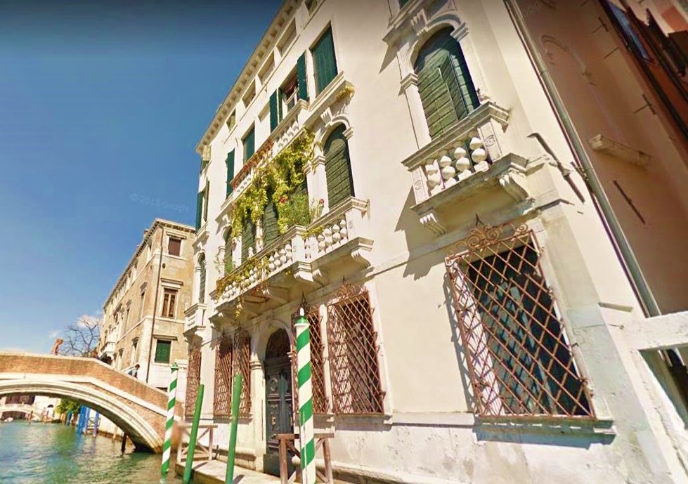 Особняк в Венеции, Италия, 1 300 м² - фото 2