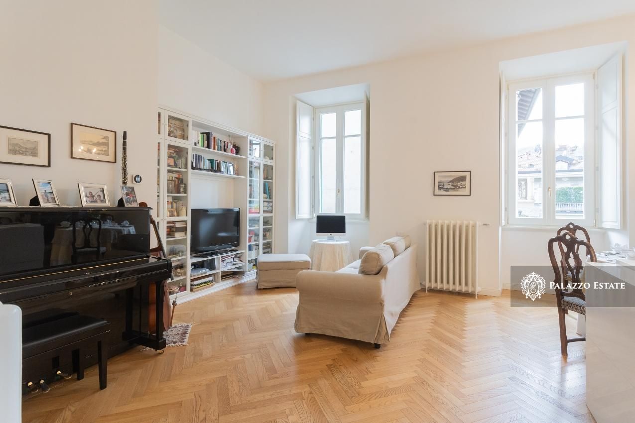 Отель, гостиница у озера Комо, Италия, 168 м² - фото 2