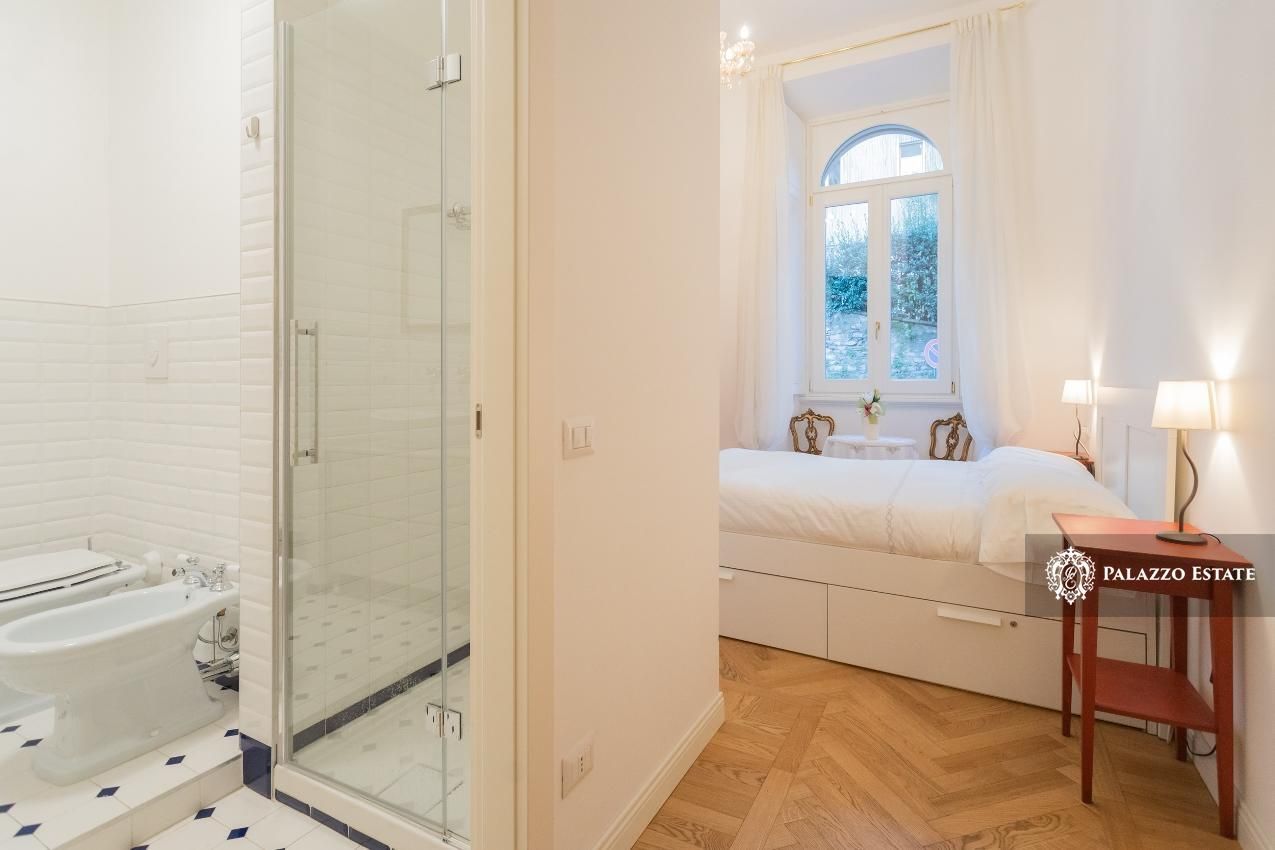 Отель, гостиница у озера Комо, Италия, 168 м² - фото 15