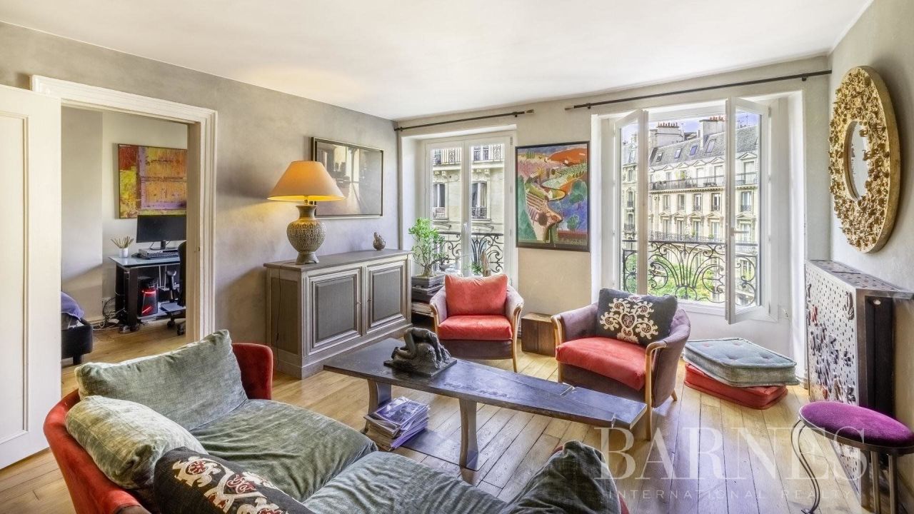 Квартира в 3-ем районе Парижа, Франция, 145 м2 - фото 1