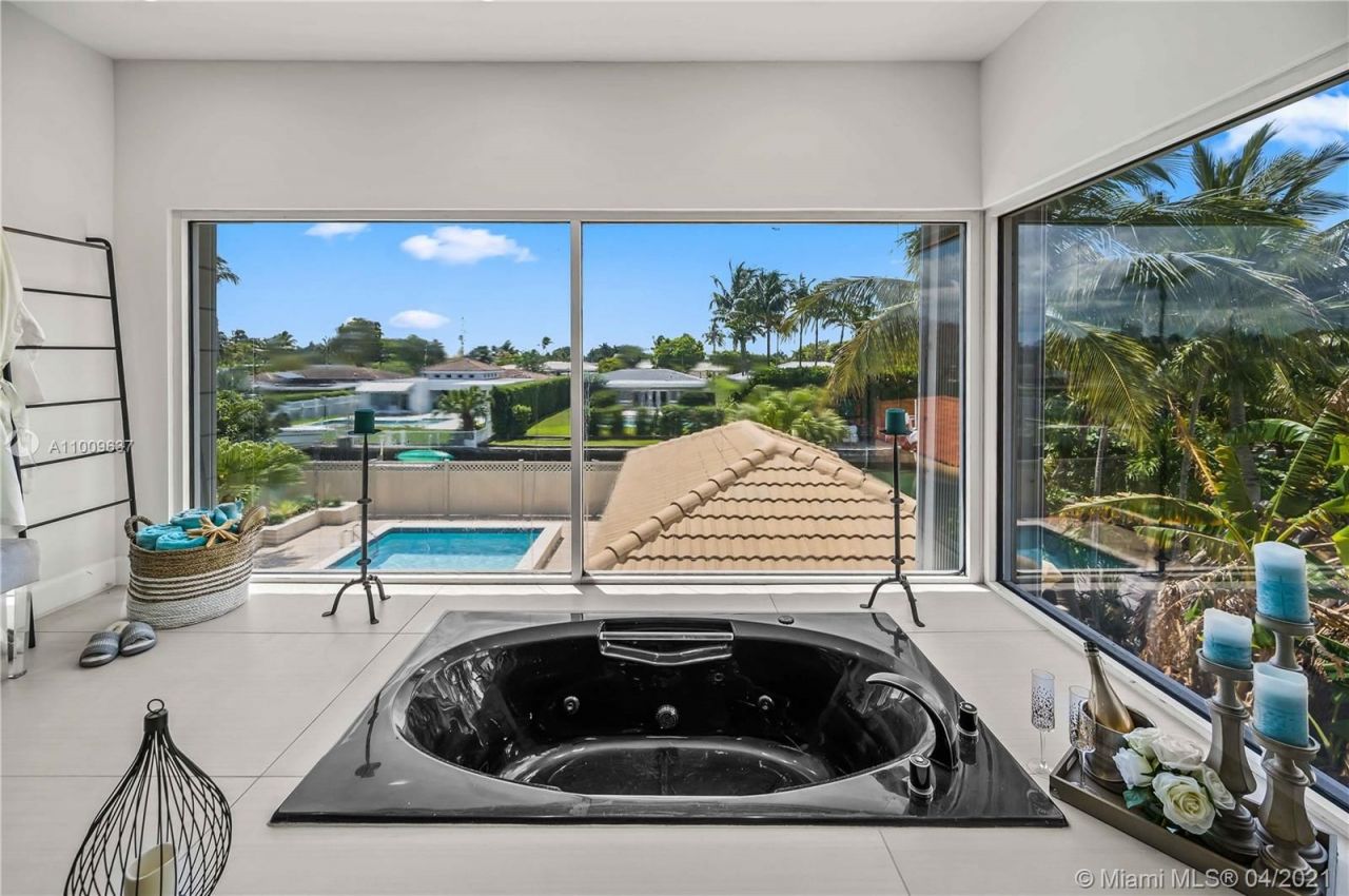 Вилла в Майами, США, 350 м² - фото 9