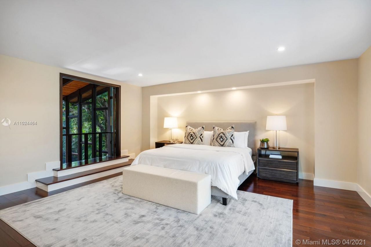 Шале в Майами, США, 500 м² - фото 15