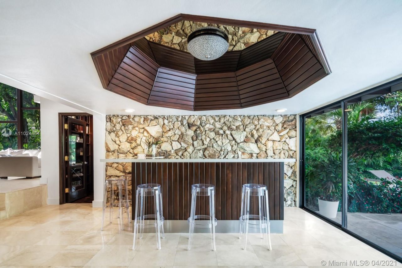 Шале в Майами, США, 500 м² - фото 6