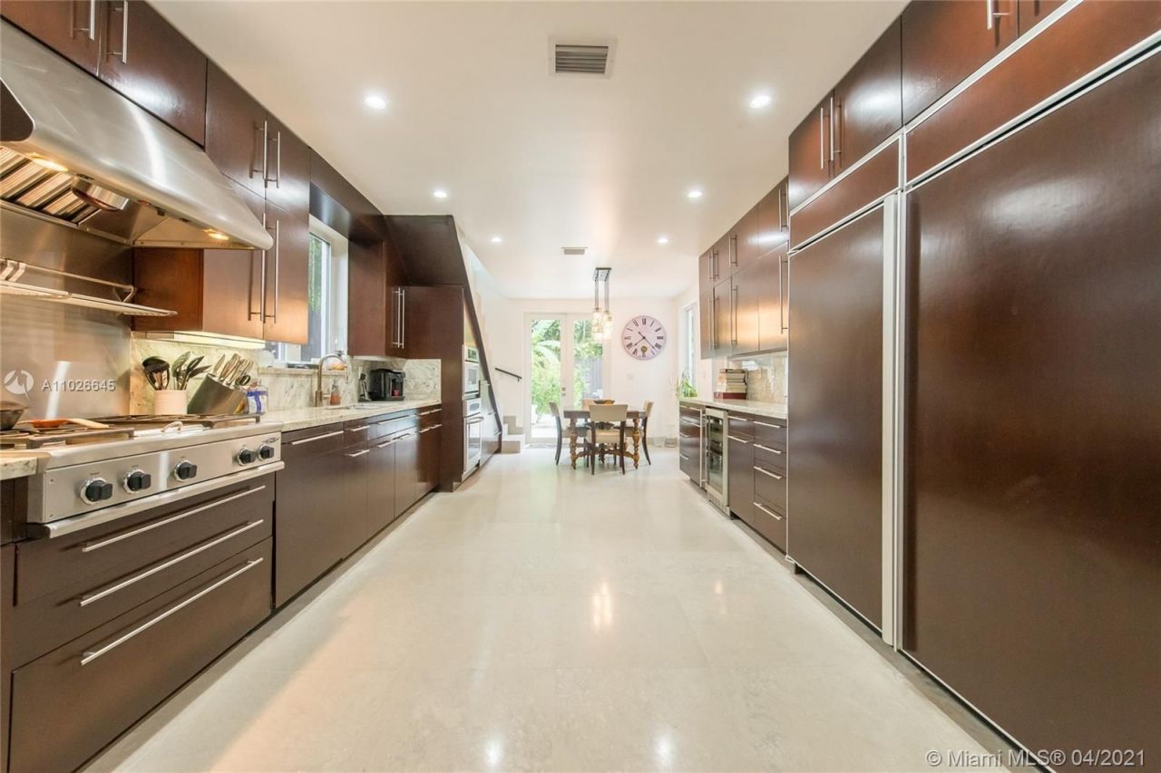 Вилла в Майами, США, 350 м² - фото 9