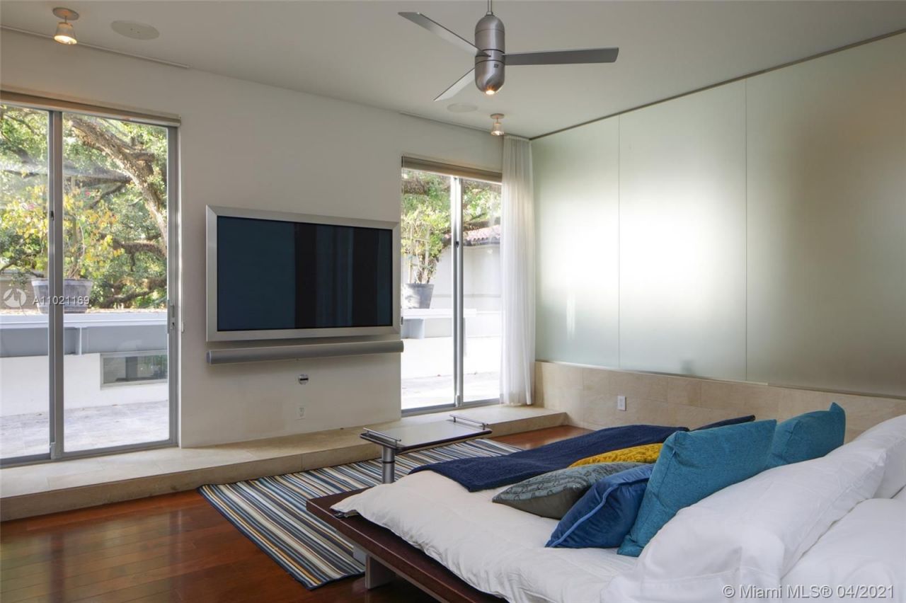 Коттедж в Майами, США, 270 м² - фото 8