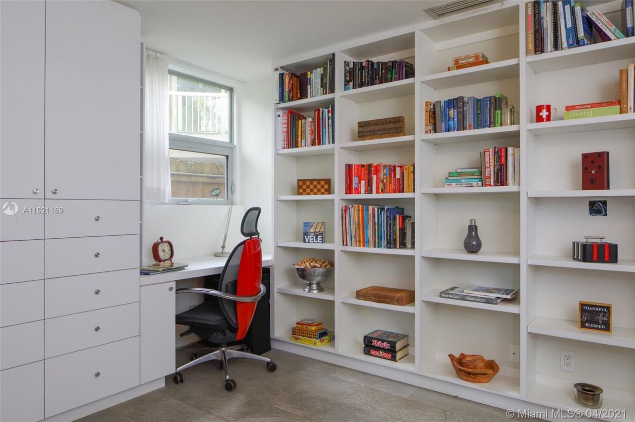 Коттедж в Майами, США, 270 м² - фото 6