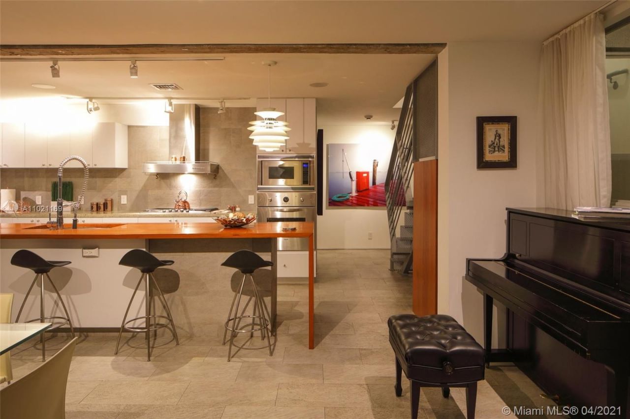 Коттедж в Майами, США, 270 м² - фото 16