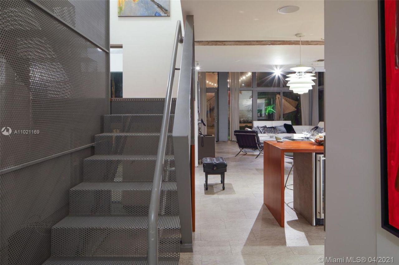 Коттедж в Майами, США, 270 м² - фото 9