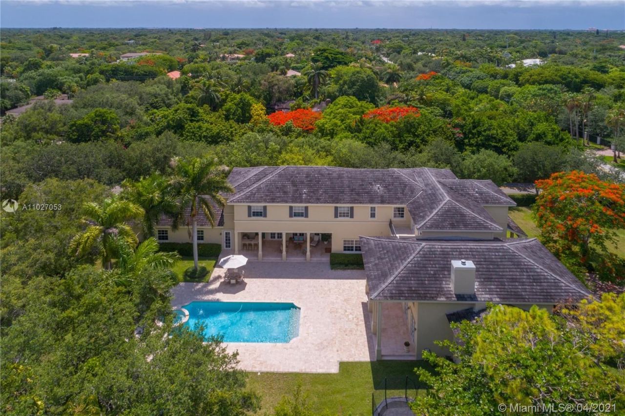 Поместье в Майами, США, 1 000 м² - фото 16