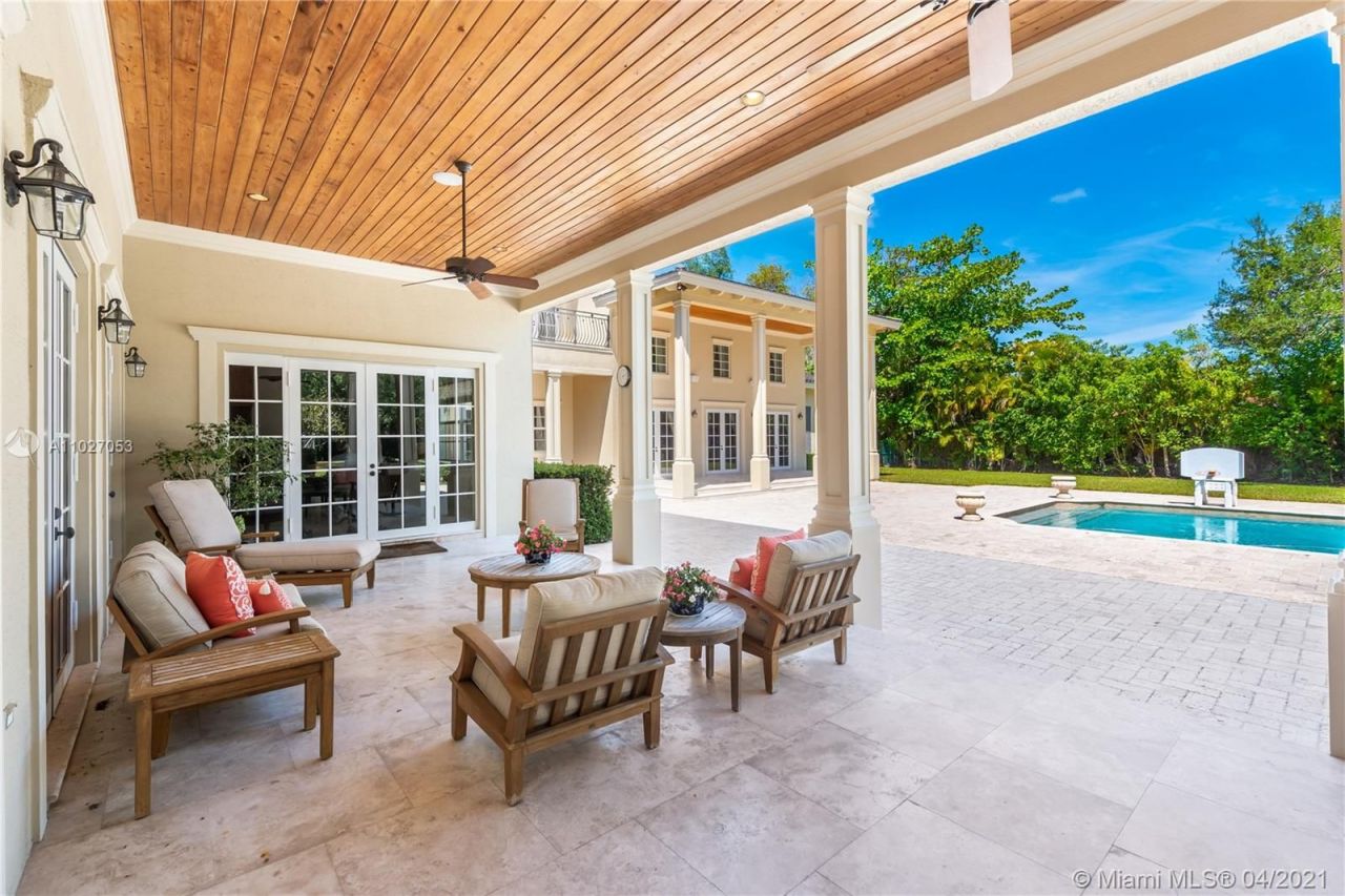 Поместье в Майами, США, 1 000 м² - фото 10