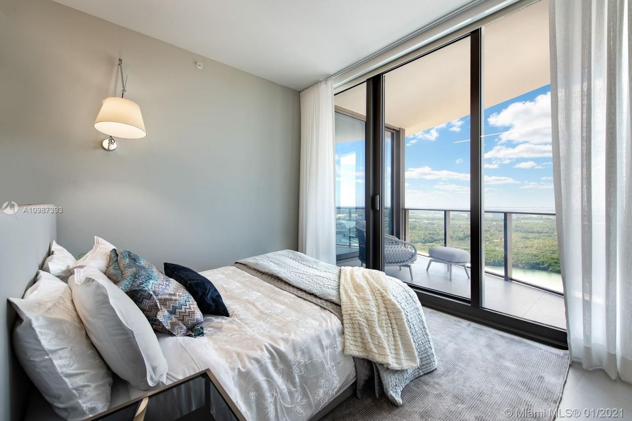 Квартира в Майами, США, 350 м² - фото 8