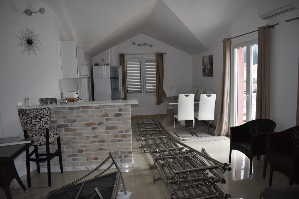 Квартира в Ластве, Черногория, 117 м² - фото 5