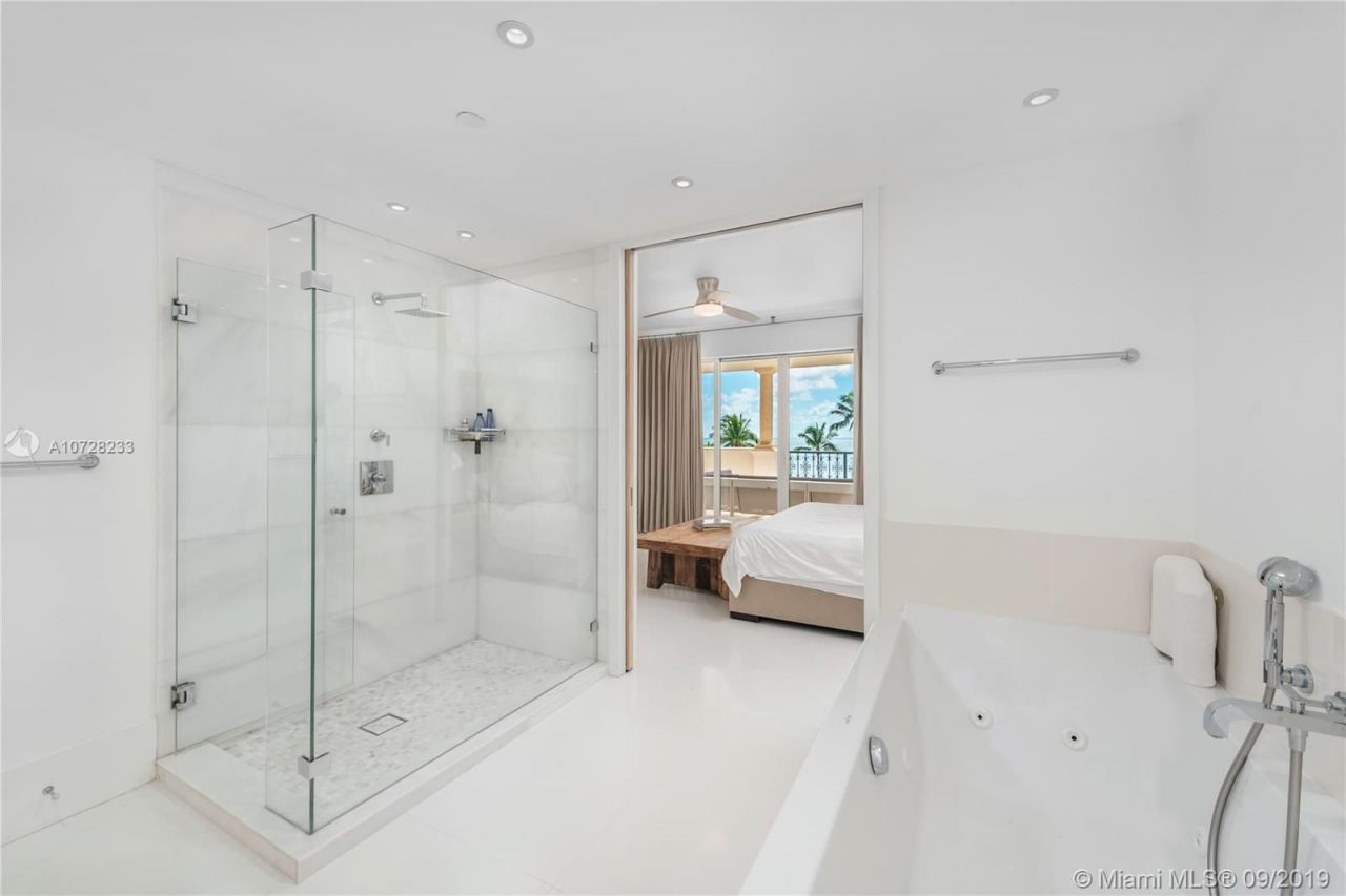 Квартира в Майами, США, 180 м² - фото 8