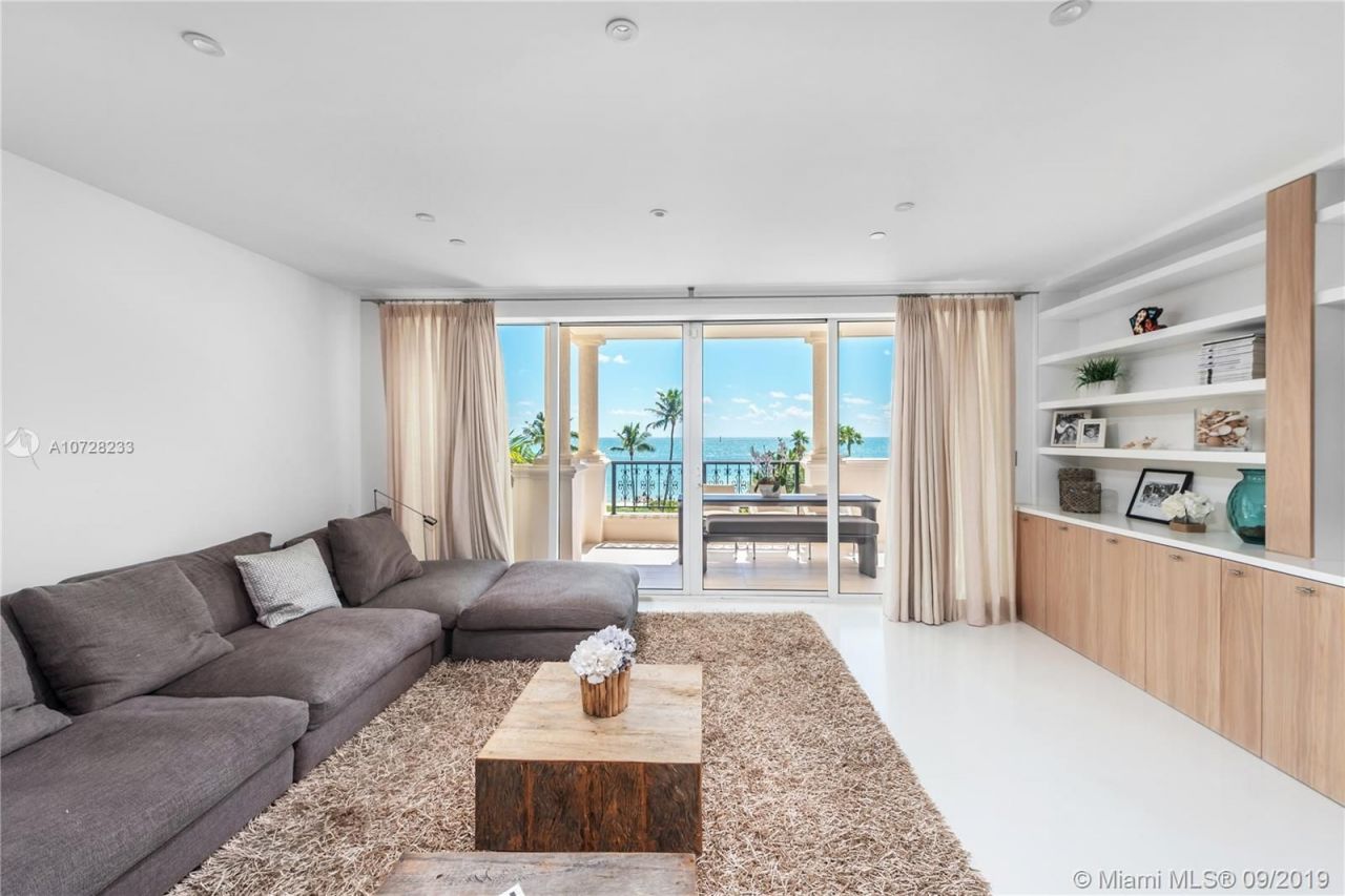 Квартира в Майами, США, 180 м² - фото 16