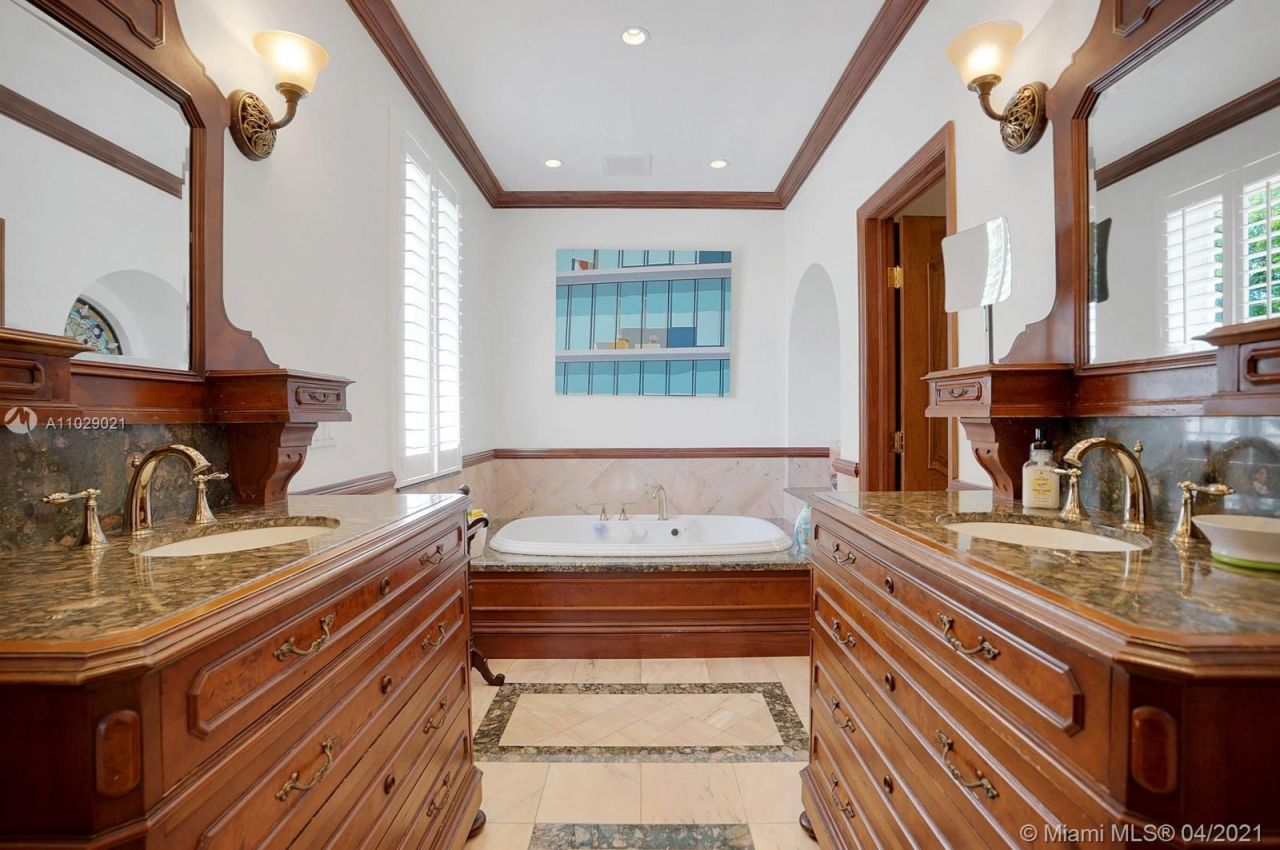 Поместье в Майами, США, 500 м² - фото 7