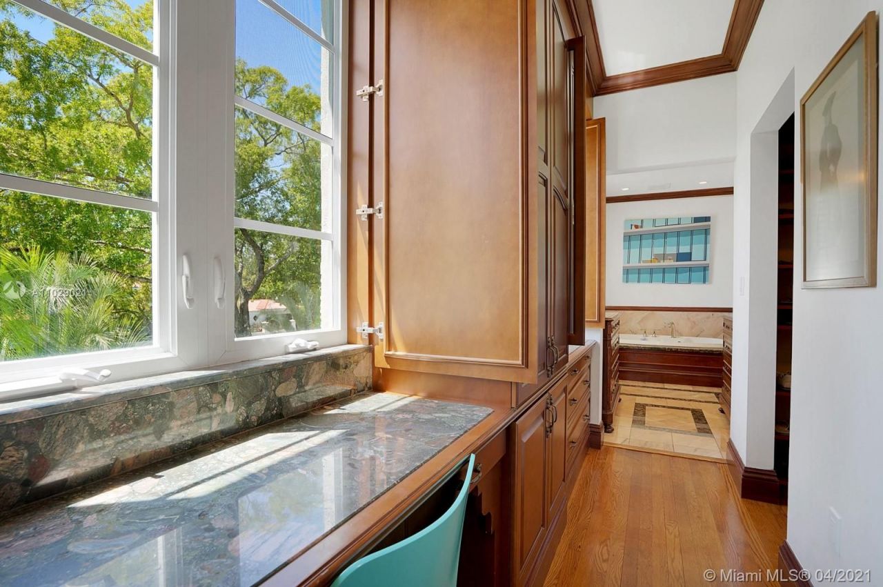 Поместье в Майами, США, 500 м² - фото 8