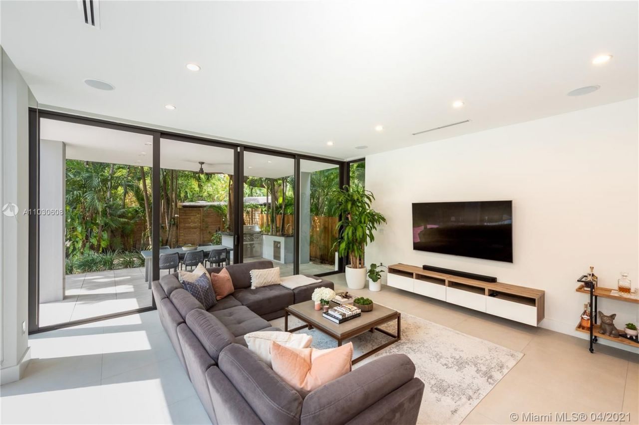 Вилла в Майами, США, 300 м² - фото 7