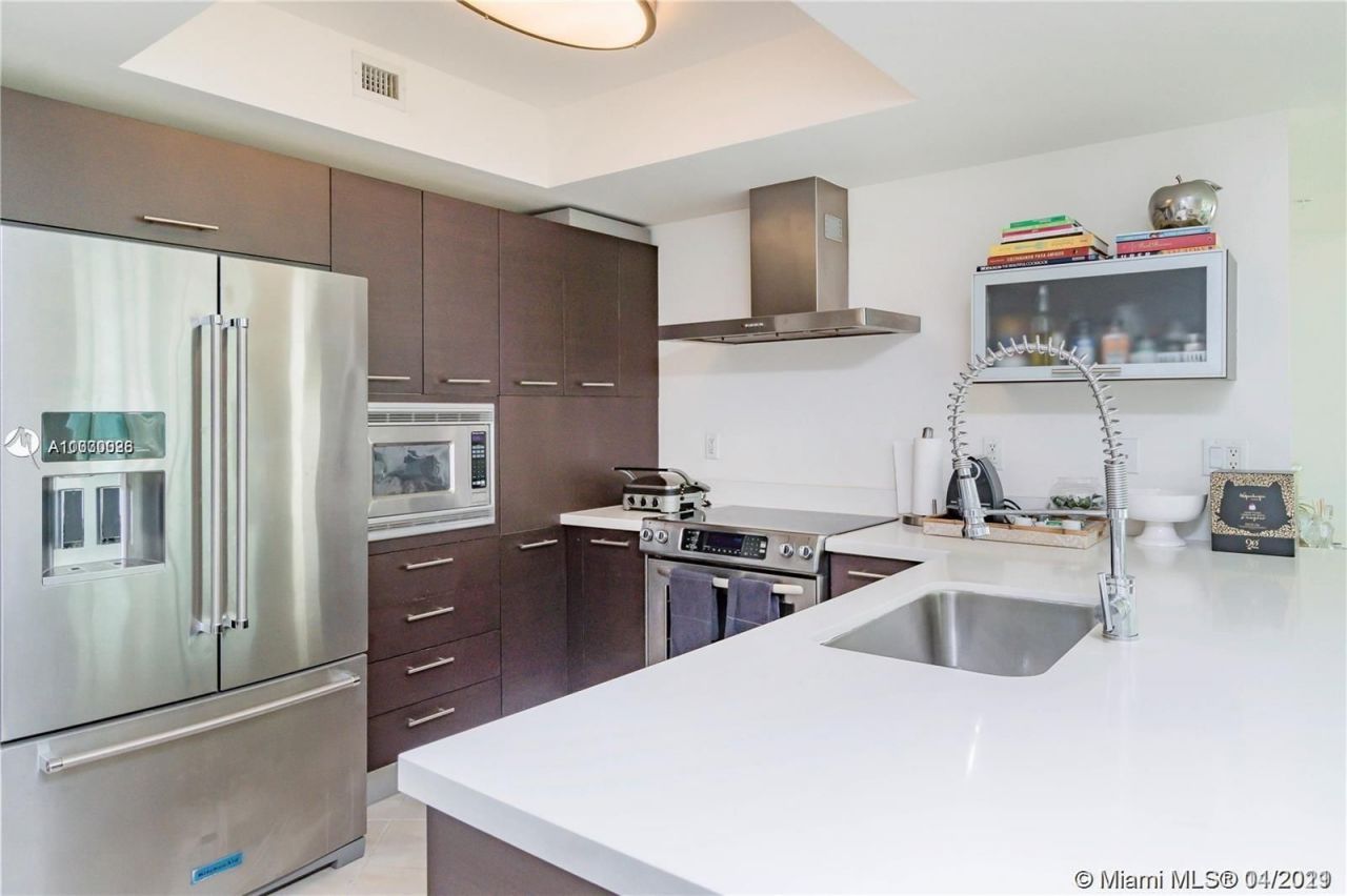 Квартира в Майами, США, 140 м² - фото 13