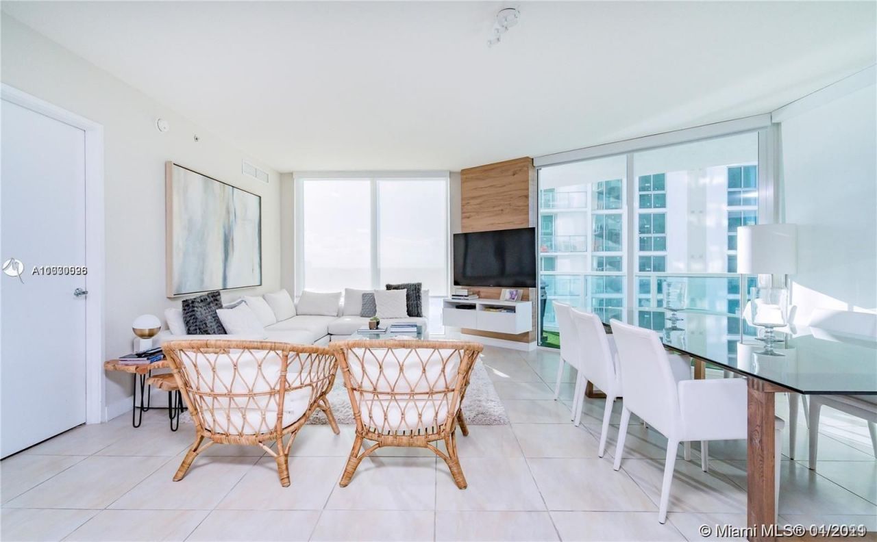 Квартира в Майами, США, 140 м² - фото 2