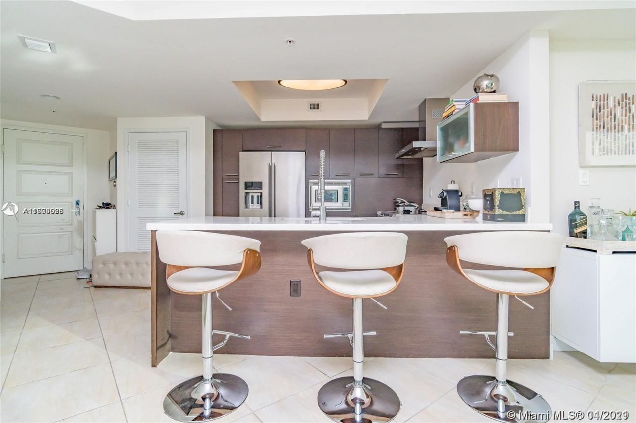 Квартира в Майами, США, 140 м² - фото 14