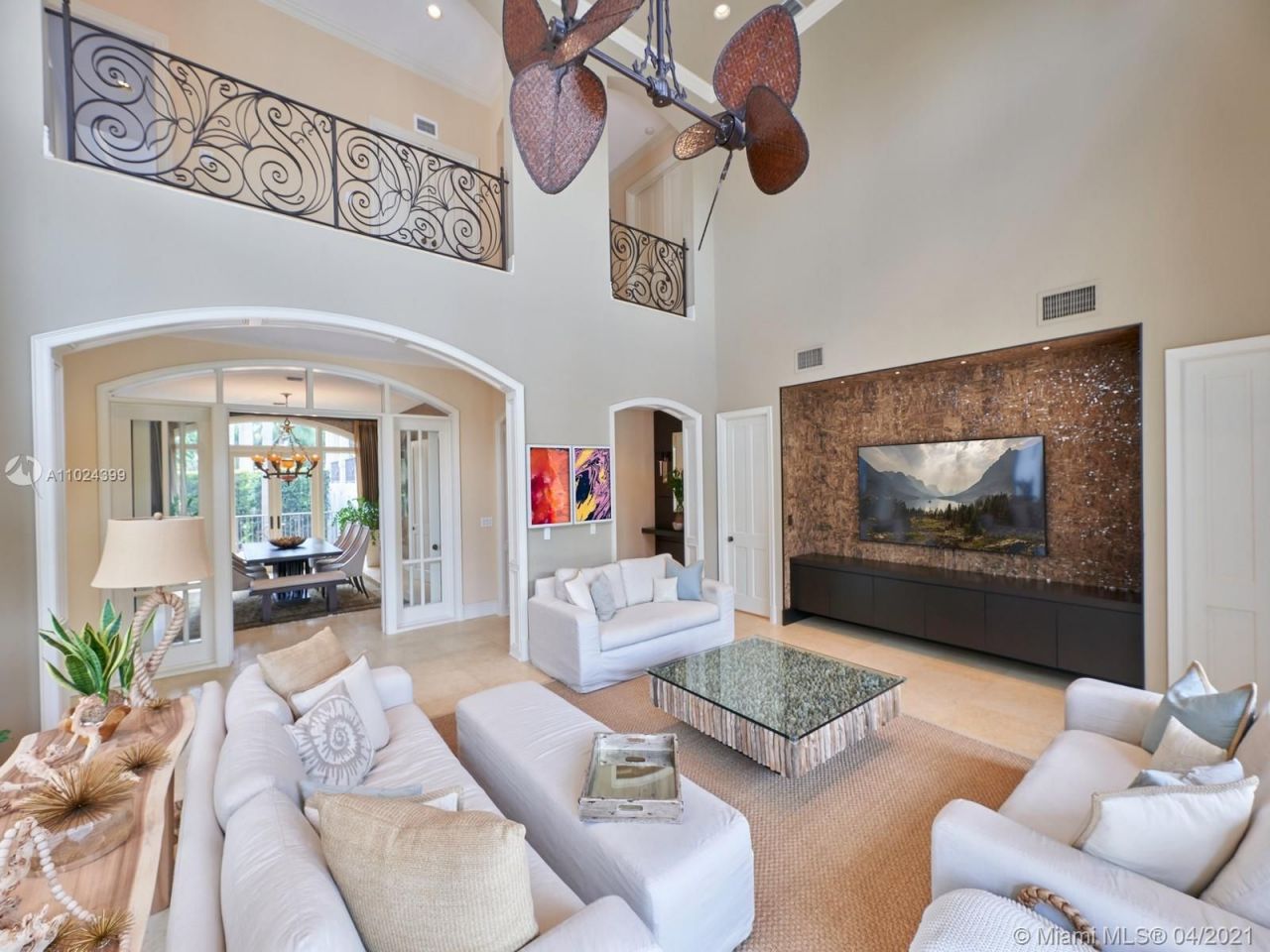 Поместье в Майами, США, 700 м² - фото 16