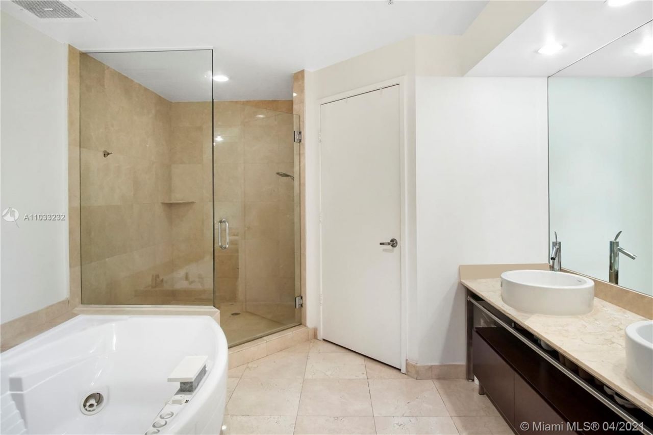 Квартира в Майами, США, 170 м² - фото 8