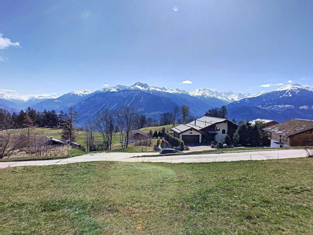Земля в Кран-Монтане, Швейцария, 1 810 м2 - фото 1