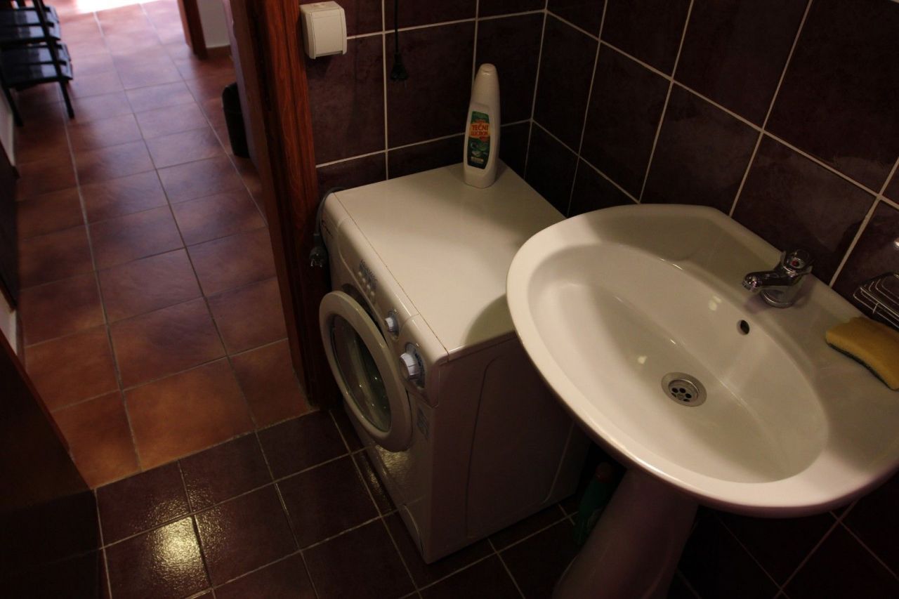 Отель, гостиница в Баре, Черногория, 425 м² - фото 11