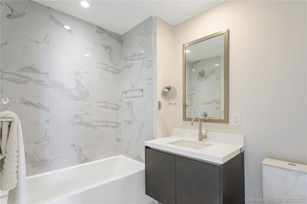 Квартира в Майами, США, 200 м² - фото 6