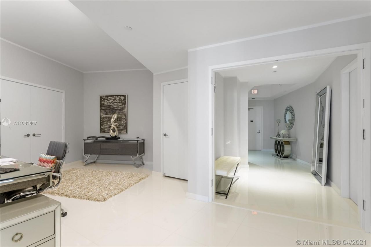 Квартира в Майами, США, 200 м² - фото 13