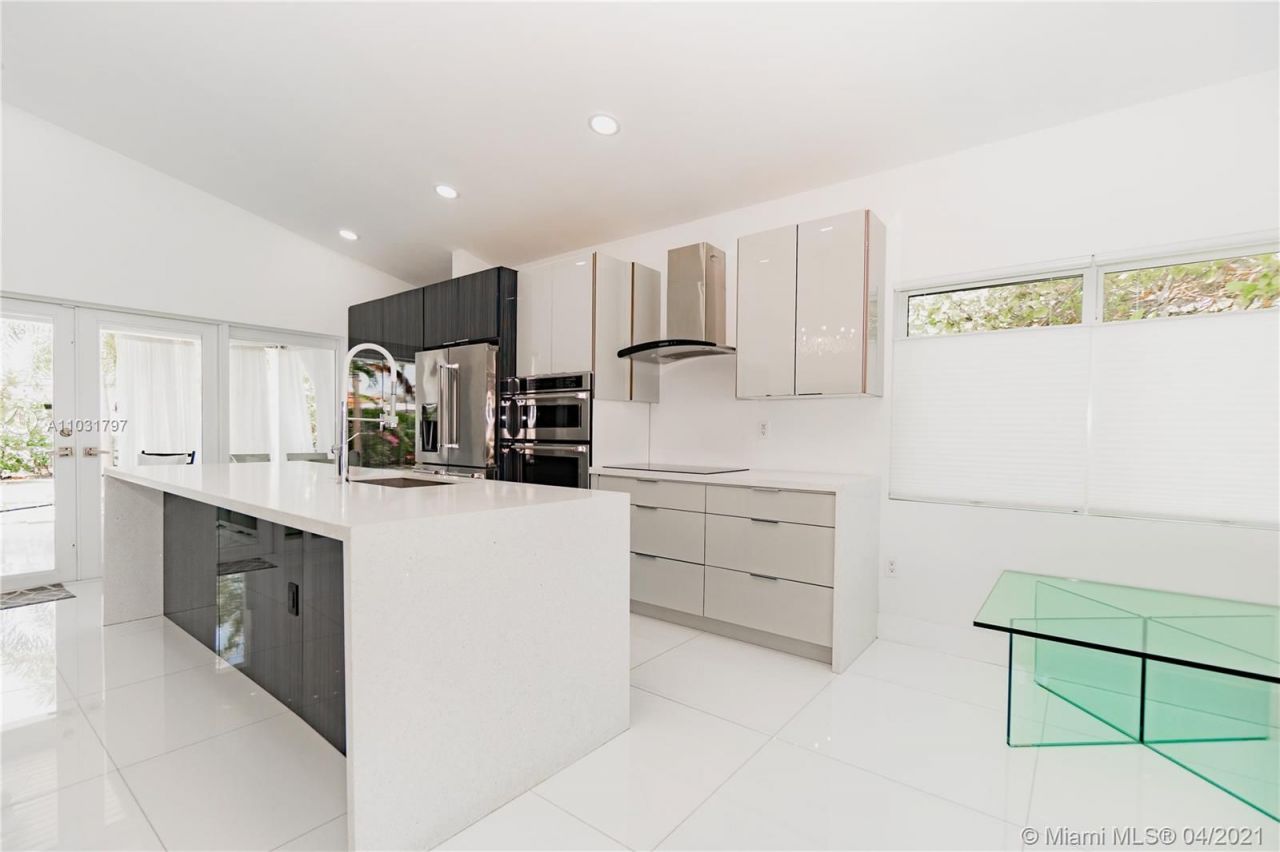 Коттедж в Майами, США, 180 м² - фото 14