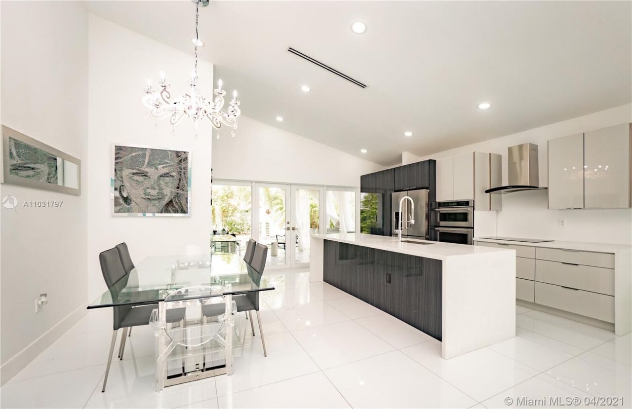 Коттедж в Майами, США, 180 м² - фото 15