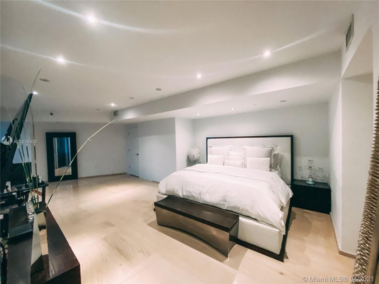 Квартира в Майами, США, 190 м² - фото 9