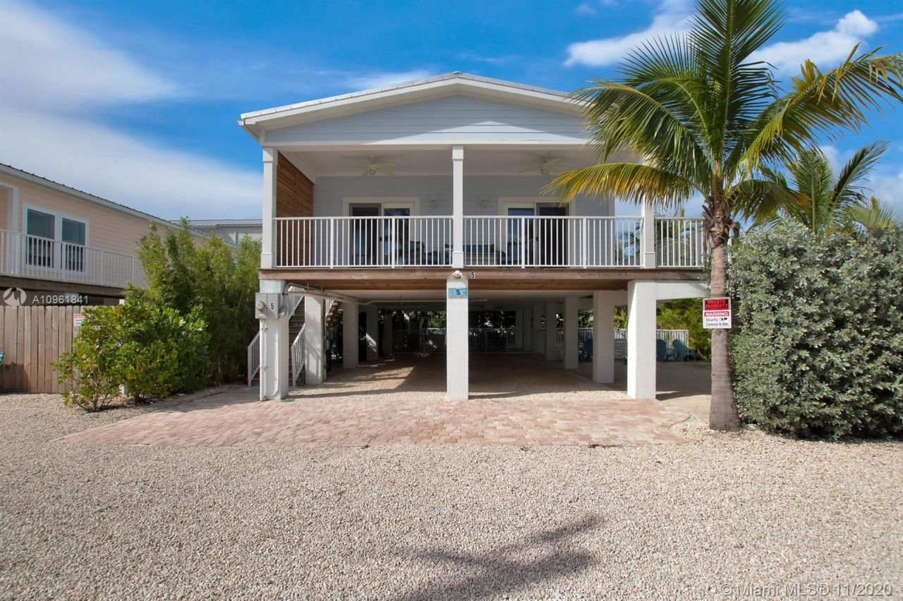 Доходный дом в Майами, США, 1 000 м² - фото 7