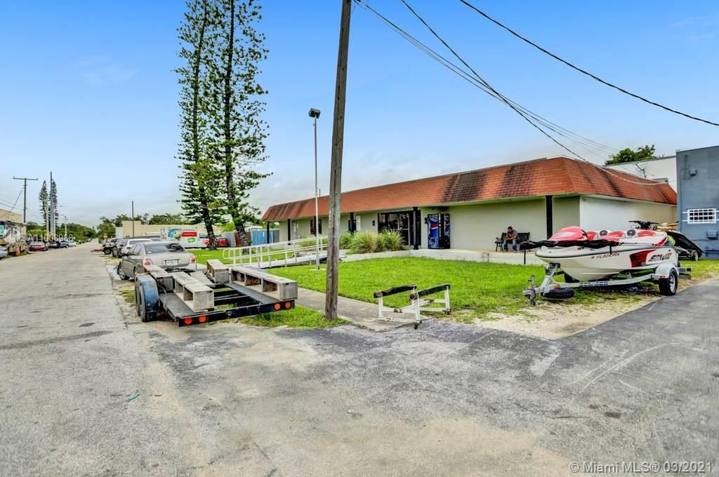 Коммерческая недвижимость в Майами, США, 2 700 м² - фото 5