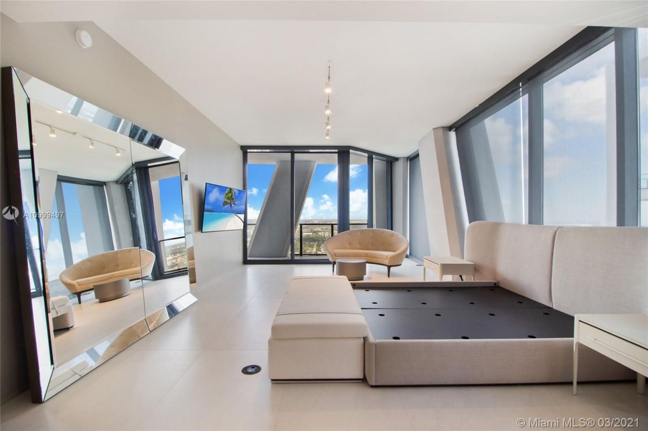 Квартира в Майами, США, 450 м² - фото 8