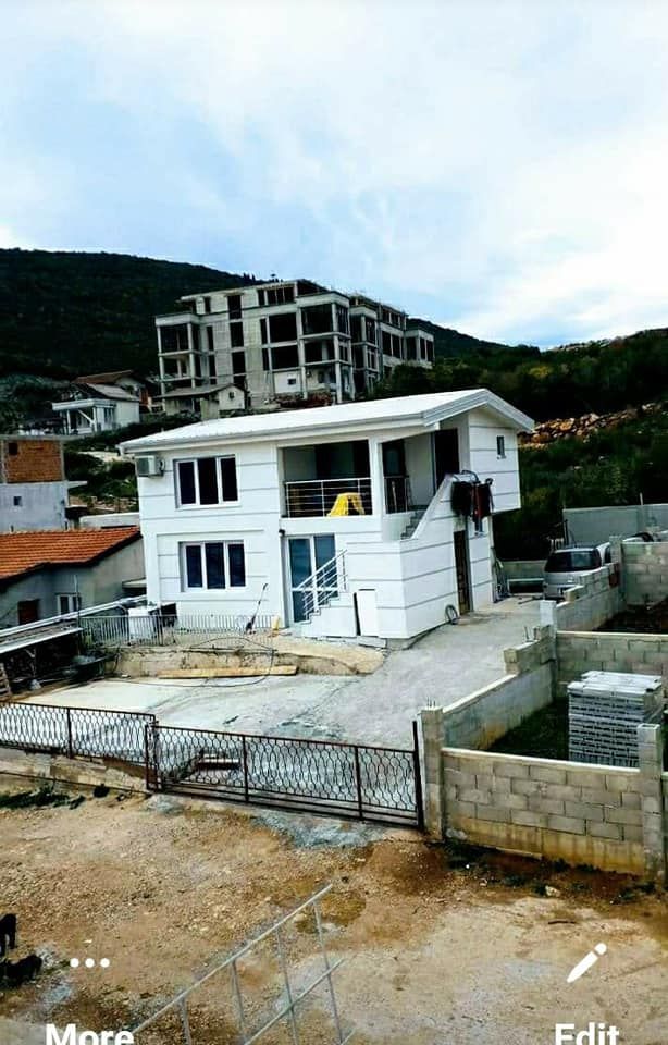 Дом в Улцине, Черногория, 110 м2 - фото 1