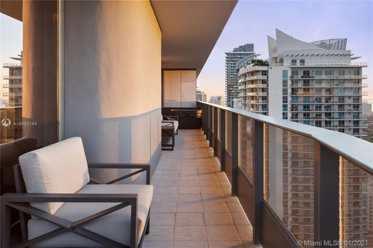 Квартира в Майами, США, 140 м² - фото 5