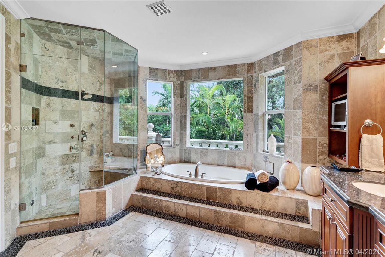 Вилла в Майами, США, 370 м² - фото 7