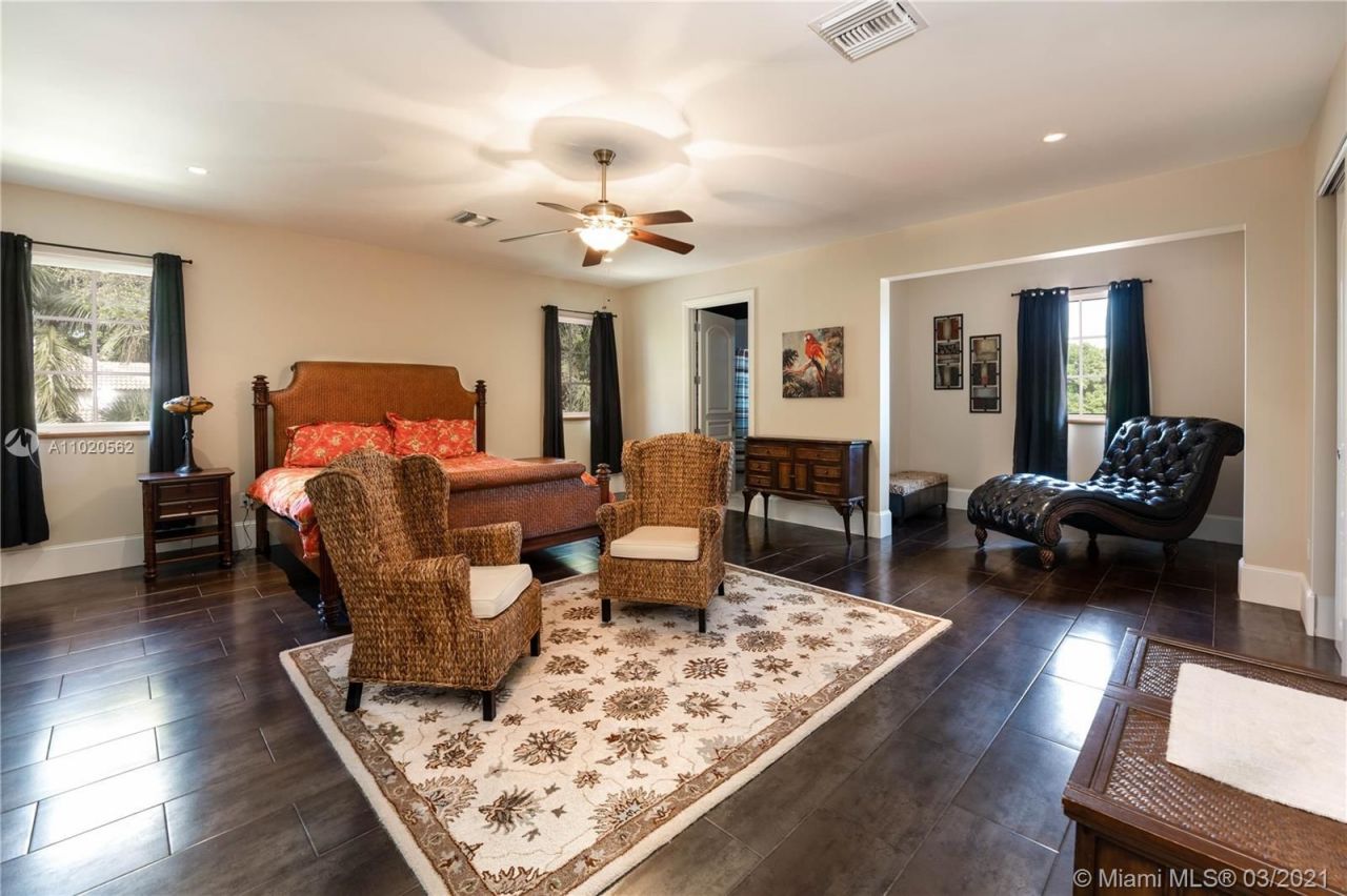 Поместье в Майами, США, 1 000 м² - фото 7