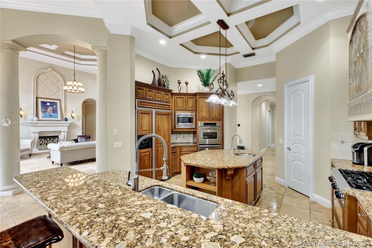 Вилла в Майами, США, 500 м² - фото 10