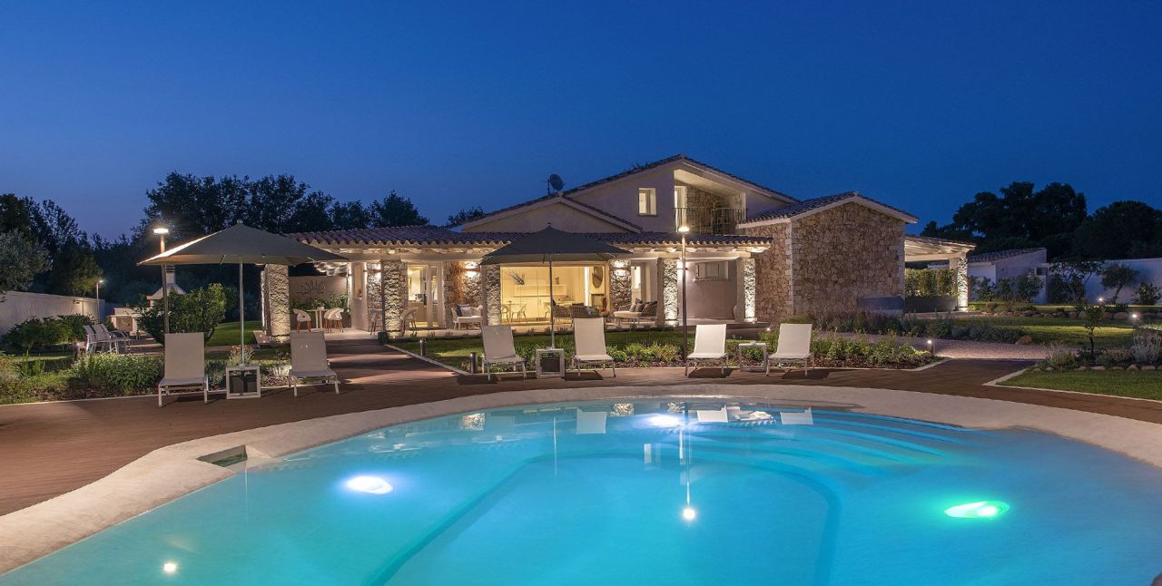 Вилла в Пуле (Сардиния), Италия, 320 м² - фото 4