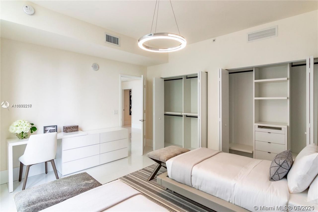 Квартира в Майами, США, 400 м² - фото 7