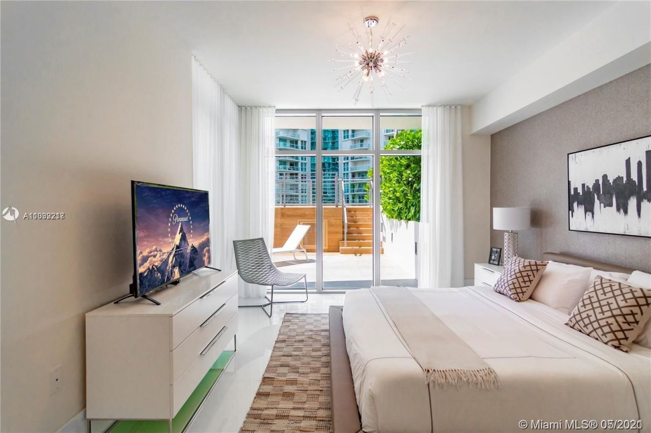 Квартира в Майами, США, 400 м² - фото 4