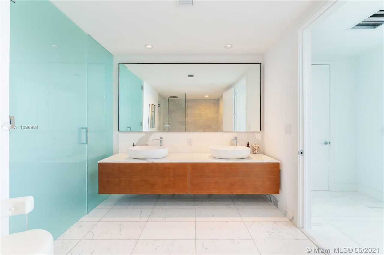 Квартира в Майами, США, 150 м² - фото 9