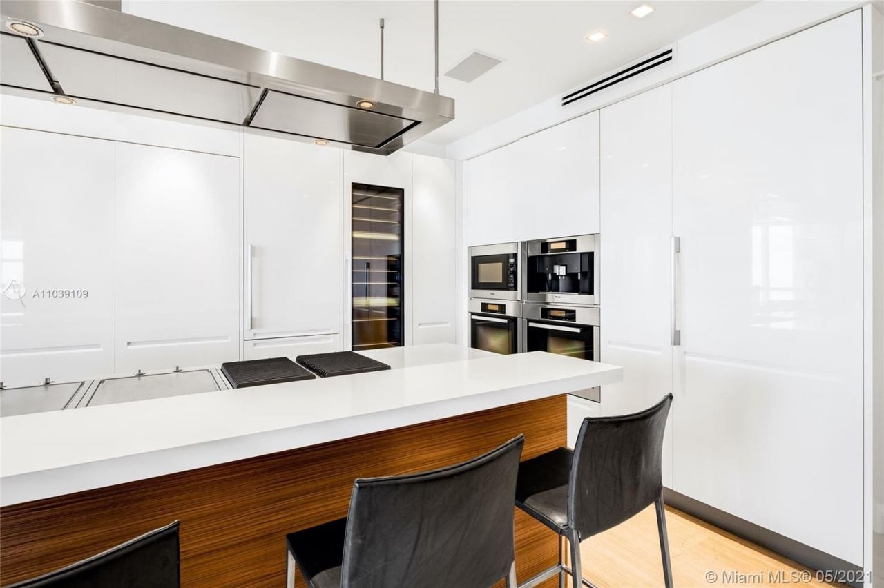 Апартаменты в Майами, США, 400 м² - фото 15