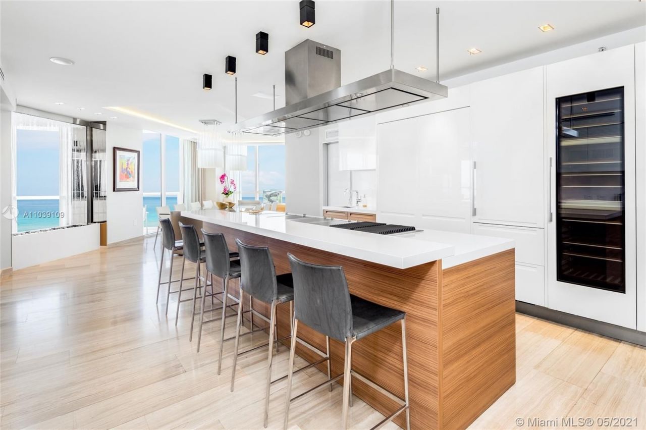 Апартаменты в Майами, США, 400 м² - фото 18