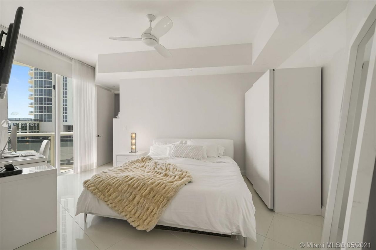 Квартира в Майами, США, 200 м² - фото 9