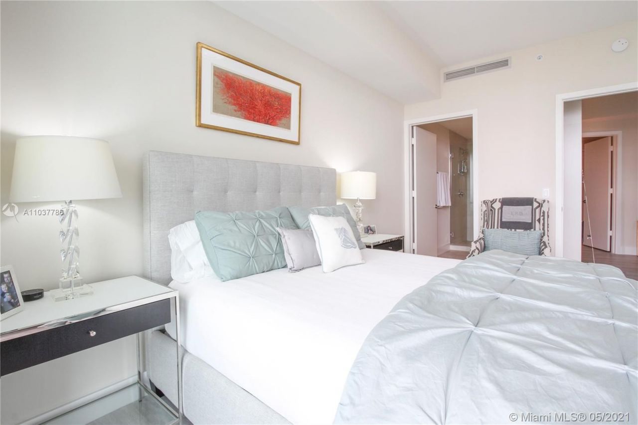 Квартира в Майами, США, 180 м² - фото 8