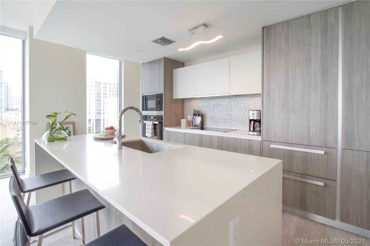 Квартира в Майами, США, 180 м² - фото 11